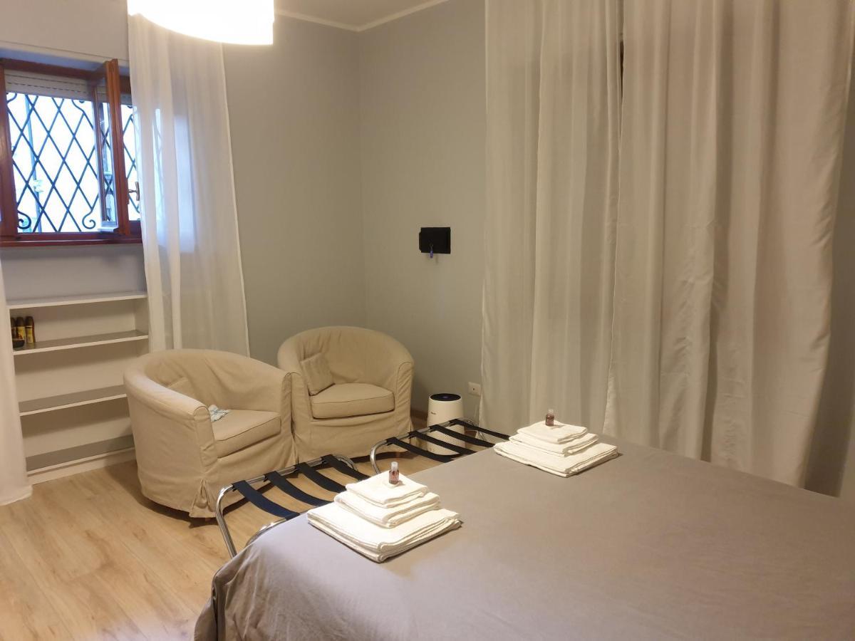 Lg Apartment 斯特雷萨 外观 照片
